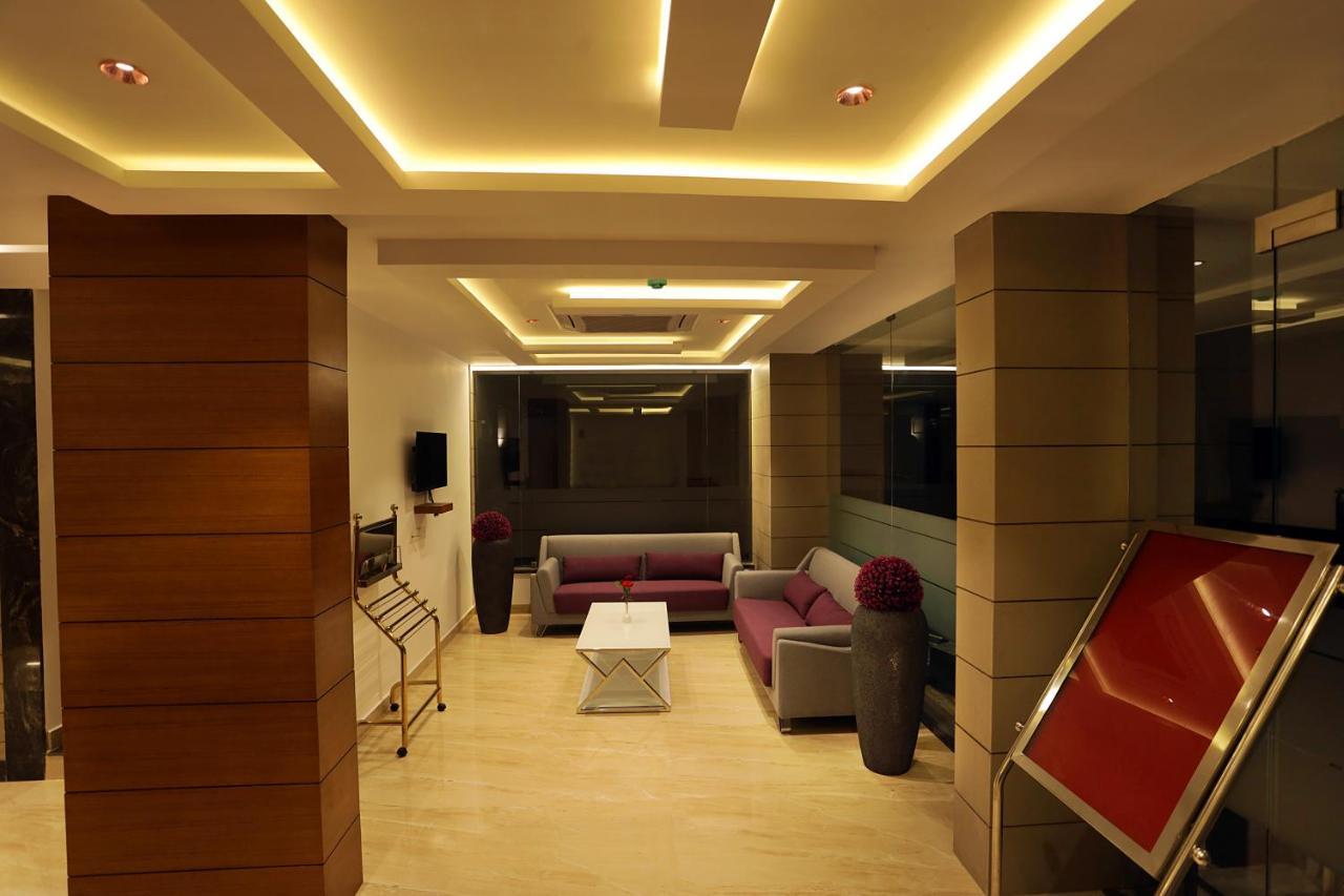 Iswarya Residency Hotel กัตตะยัม ภายนอก รูปภาพ